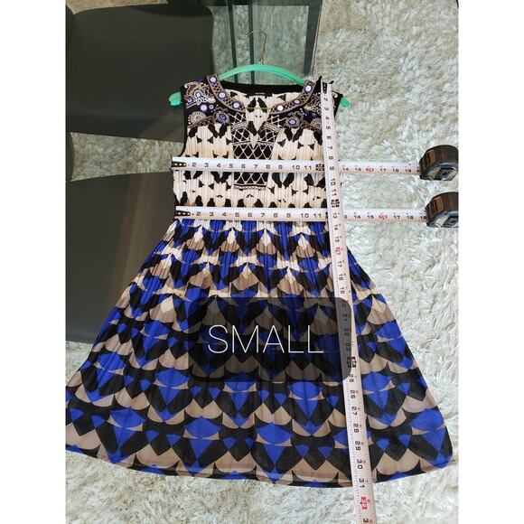 Alfani Knee Length Dress Women's Small Multi Geometric Beaded Sleeveless V Neck - Picture 8 of 12